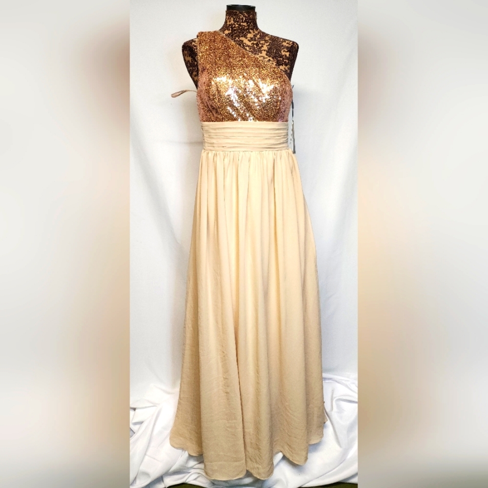 Lovejoy Elegant Gold Sequin/Satin Gown. Sz Sm. NWTs. Deal!